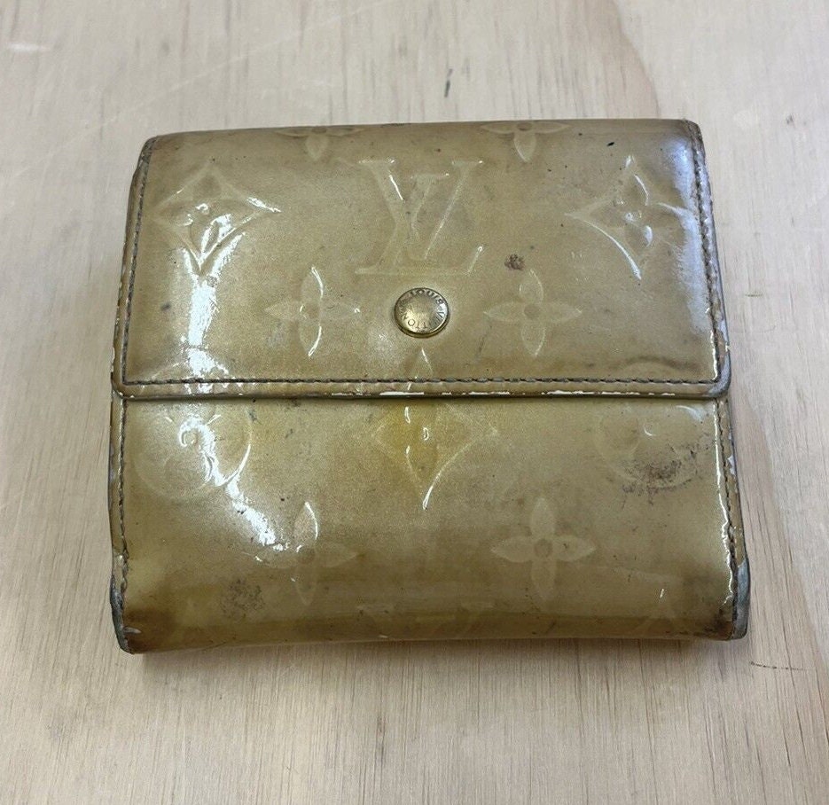 Louis Vuitton Monogram Vernis French Purse Wallet – Just Gorgeous Studio