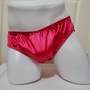 Satin Scrunch Butt Hipster Man Pantie - Medium