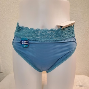 Vintage Women&#39;s Flattering Lace Panties with Stretch - Green - Large (7)