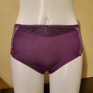 Hensard Women&#39;s Cotton Lace Silk seamless Panties - Small