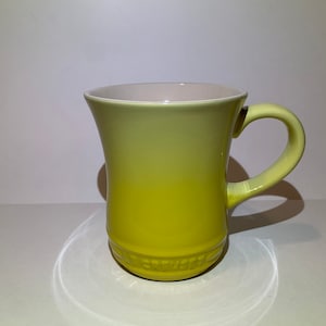 Le Creuset Yellow Coffee Mug Cup Ombre Ribbed 14 Ounce Luster Finish