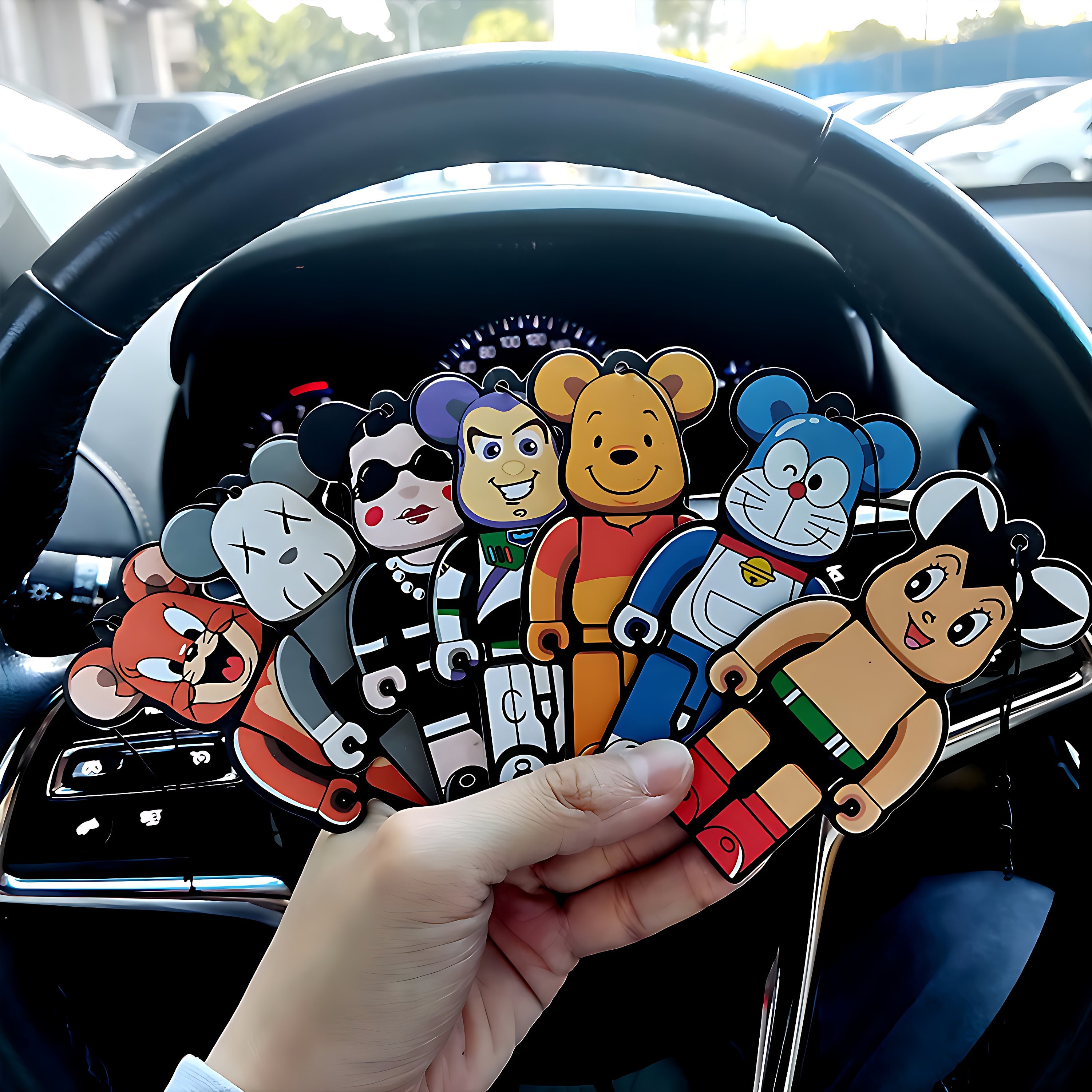 Niedliche Anime Auto Accessorie Schaukel Panda / Schwein Anhänger Auto  Rückspiegel Ornamente Geburtstag Geschenk Auto Dekor Home Dekor