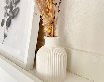 Fluted vase for dried flowers, real flowers, or candles with jute ribbon made of Raysin/poured concrete, waterproof
