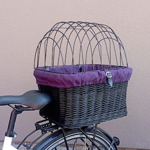 Koszyk rowerowy dla psa wykonany ręcznie z wikliny, transporter w kolorze CZARNYM, wkładka materiałowa, podróżowanie ze zwierzęciem, produkt polski BAG 25