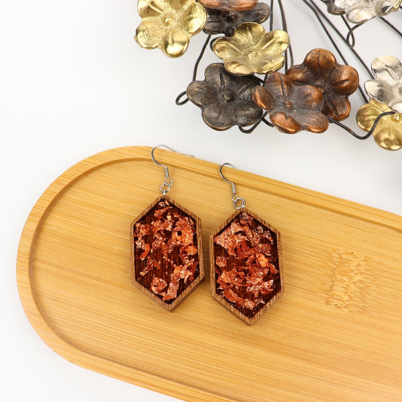 FASHEWELRY 20Pcs Resin Wooden Earring Pendants Colorful Rhombus Geometry Vintage Resin Wood Statement For Jewelry Making