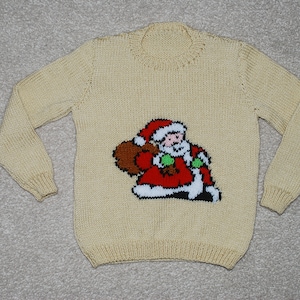 Father Christmas, Children&#39;s Jumper Knitting Pattern
