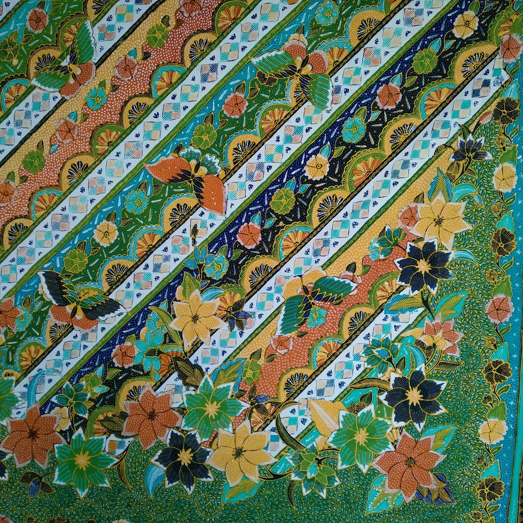 Indonesian Batik Handdrawn Fabric Hokokai Traditional Green - Etsy