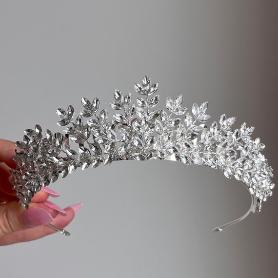 Leaf Rhinestone Bridal Tiara: Wedding Hair Accessory - Etsy display picture 3
