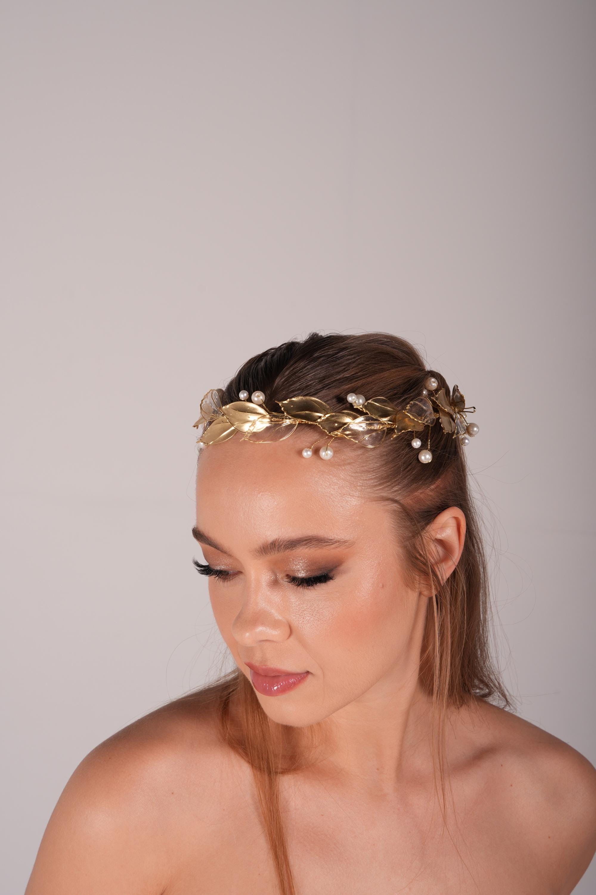 Gold Crystal Leaf Bridal Headband - Elegant Gold Hair Accessory Veneto Gold Crystal Leaves Wedding Headband main image 3
