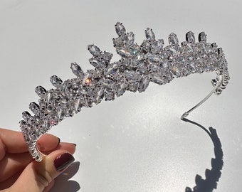 Wedding Crown, Bridal Tiara, Leaf Hair Accessory for Wedding, Leaf Wedding Tiara, Rhinestones, Bridal Crown