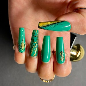 Green Money Nails/ gel x/ party nails/ false nails/ press-ons/ coffin tip nails/ vibrant