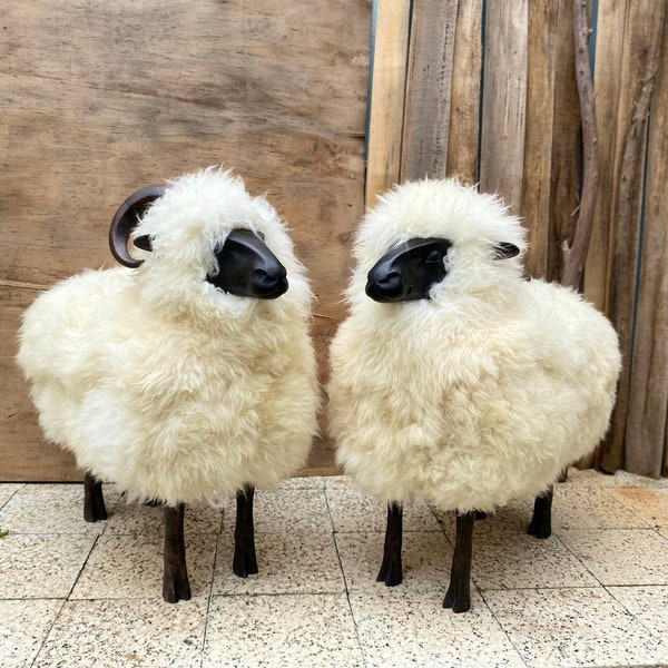 Natural White Large Couple Ram&Sheep chair made of natural sheep fur in the style of the famous Lalanne sheep. Guests can sit on their back