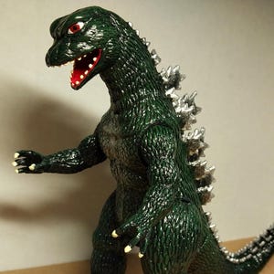 Vintage 6&quot; Imperial Godzilla figure repainted and restored