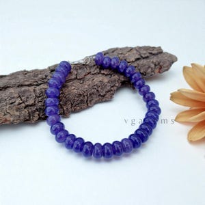Bracelet de perles de quartz bleu royal, Bracelet de perles rondelles lisses bleu foncé de 8 mm, beau bracelet de cristal de guérison de quartz, cadeau de Noël