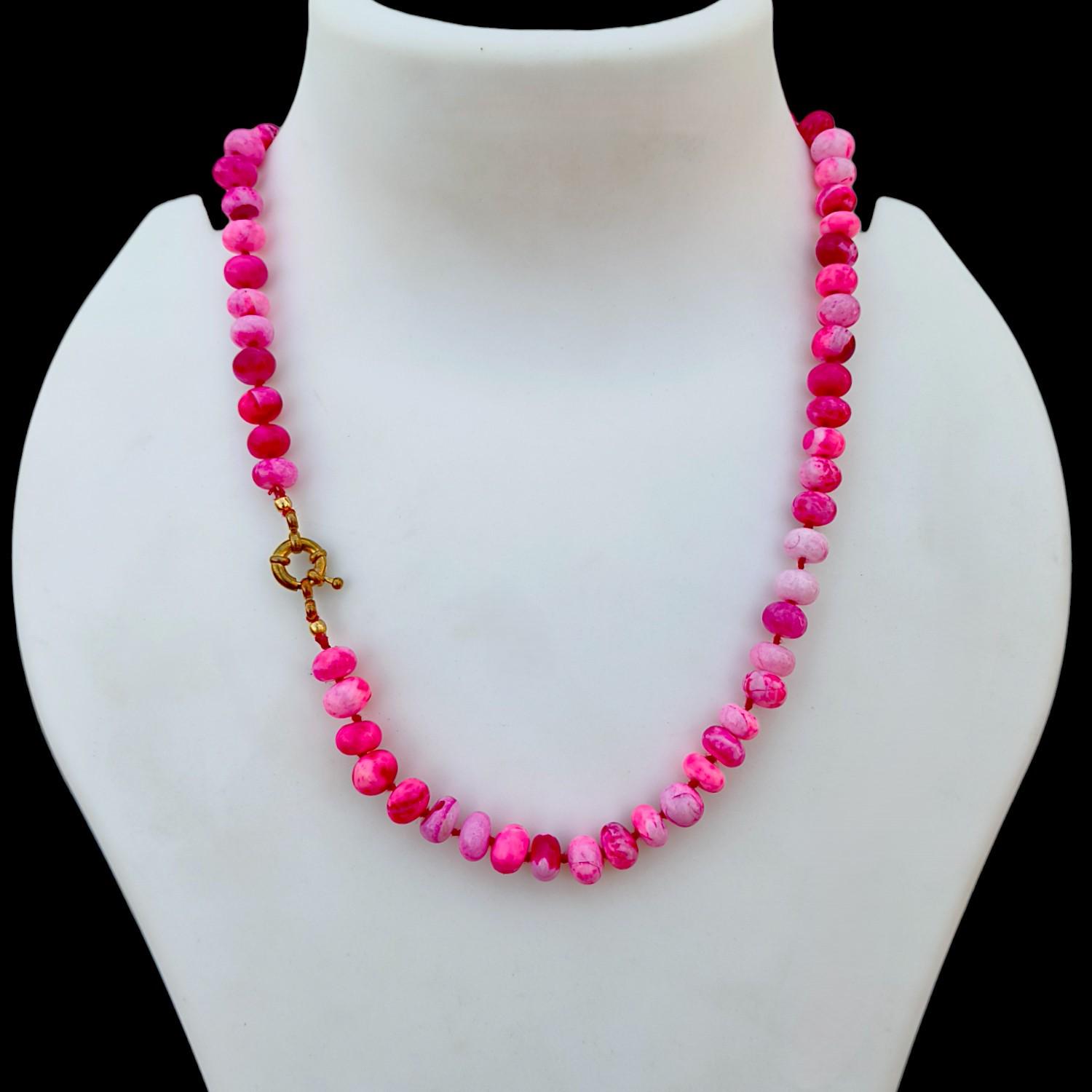 ピンクのペルー産オパールビーズのノットネックレス、8 mm のホット