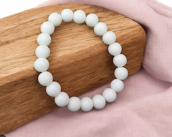 Weiße Koralle Stretch Armband, Glatte Runde Perlen, Heilschmuck