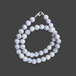 Weiße Howlith Perlen Halskette, Howlite Glatte runde Perlen Halskette, 8 mm Howlite Marmor Edelstein Halskette, Geschenk für Frauen