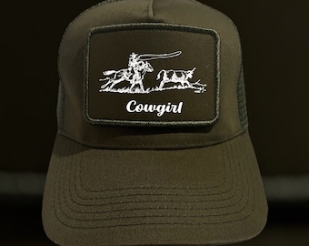 Roping A Bull Trucker Cap: Western Country Graphic