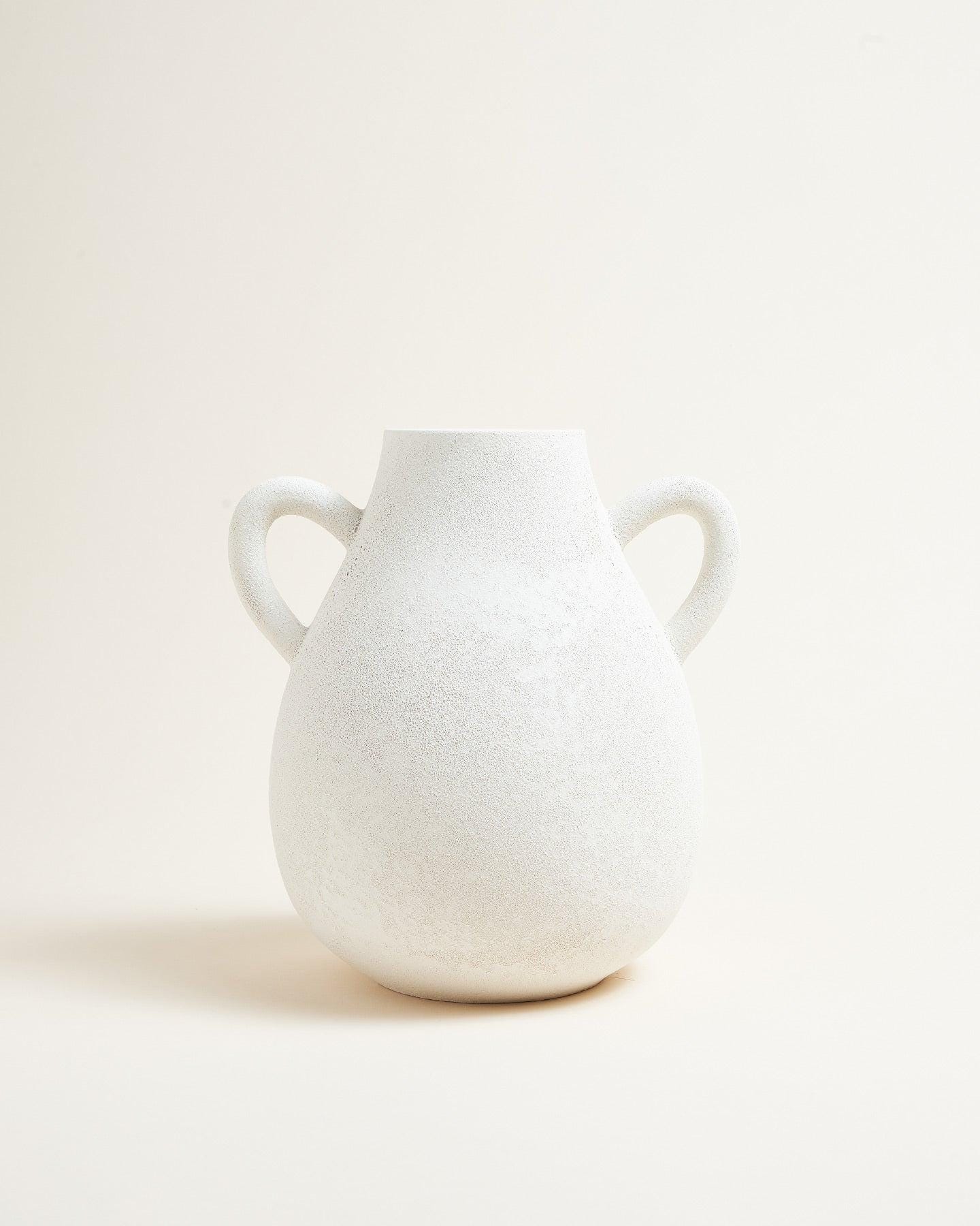 AMPHORA WHITE (midium) 花瓶 Amphora Shaped Vase, Fine Borne China in White by Dibbern