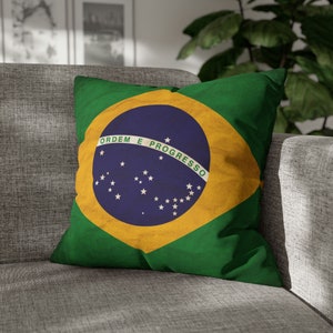 Vintage Brazil Flag Throw Pillow Cover (Multiple Sizes) - Square Accent Pillow Cover