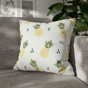 Pineapples Print Throw Pillow Cover (Multiple Sizes) - Square Accent Pillow Cover