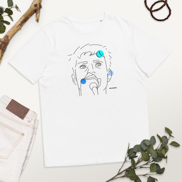 IAN CURTIS ILLUSTRATION claro Camiseta unisex de algodón orgánico