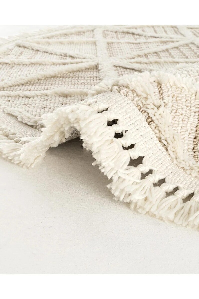 Geometric Round Rug: Tufted Nordic Style, Bohemian White Carpet - Etsy