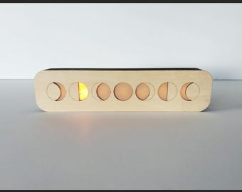 Moon Phase Clock, Wooden "LunaKron 1"