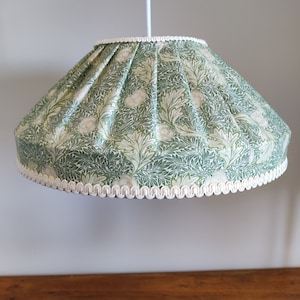William Morris Frühlingslampenschirm