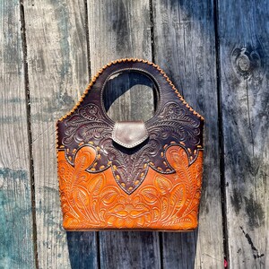 Monedero de canasta con cierre magnético de cuero hecho a mano, bolso único en su tipo, idea de regalo única, tallado a mano hecho en México, estilo boho de verano