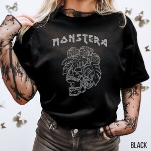 Monstera Shirt for Plant Lovers, Comfort Colors Crewneck Skull Planter Tee, Plant Mama Dad T-shirt, Botanical Skeleton Shirt Gardener Gift