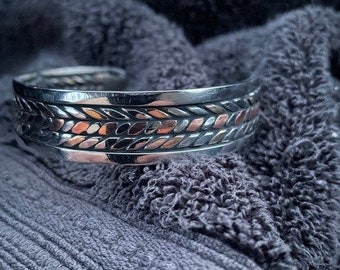 Triple Blade Wire Coin Edge Cuff バングル