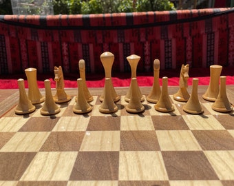 3,2" Kingsize modern design houten schaakspel met bord - grote gesneden schaakstukken met massief houten bord - ideaal verjaardagscadeau voor hem