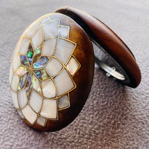 Premium Abalone Inlaid Antique Compact Mirror with Carrying Bag, Travel Makeup Mirror, Purse Mirror Pocket Mirror, Gift for Mother's Day image 8