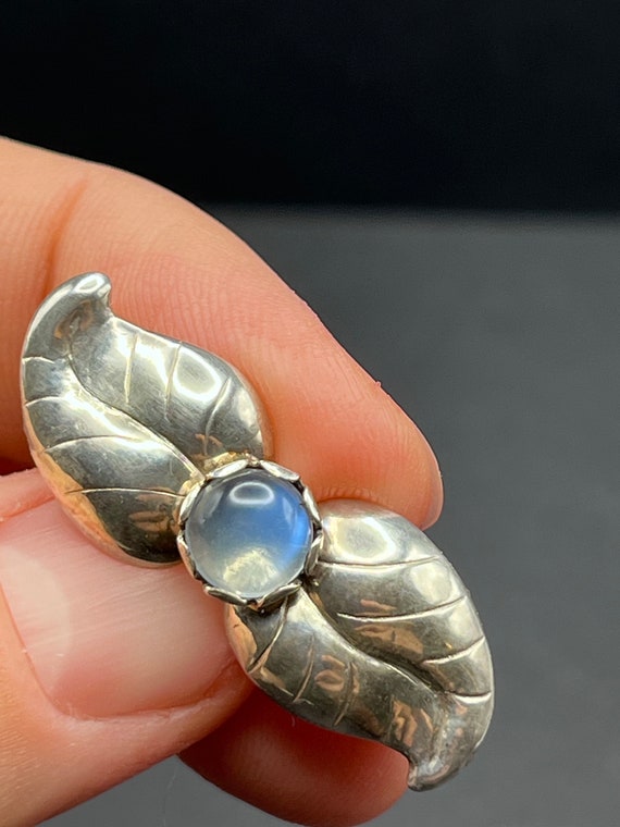 Antique Art Nouveau Moonstone Silver Leaves Brooch - image 7