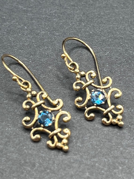 Vintage Art Nouveau 9K Gold Blue Topaz Earrings