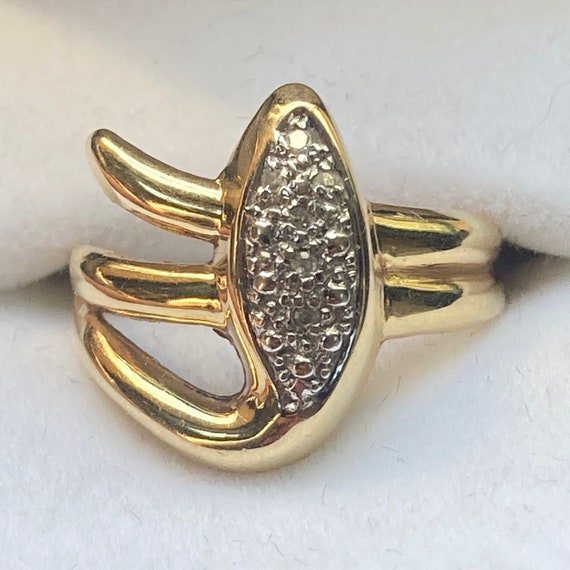 Size 6 Edwardian/Victorian Golden 585 Snake Ring With Diamonds