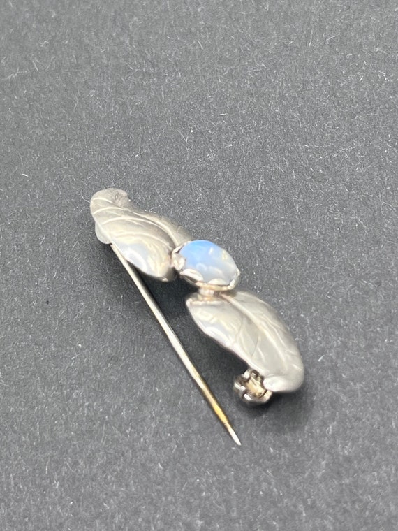 Antique Art Nouveau Moonstone Silver Leaves Brooch - image 3