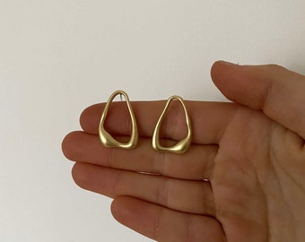 Abstract Gold Hoop Earrings, Wavy Gold Hoop Earrings, Irregular Gold Hoop Earrings, Unique Gold Hoop Earrings, Minimalist Earrings