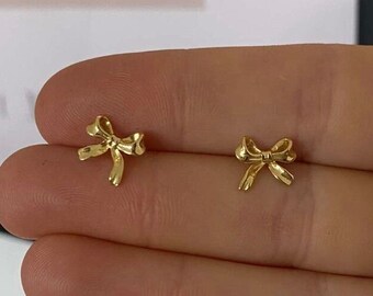 Pendientes de arco, pendientes de arco de plata, pendientes de plata minimalistas, pendientes de arco atados de plata, pendientes de bowknot