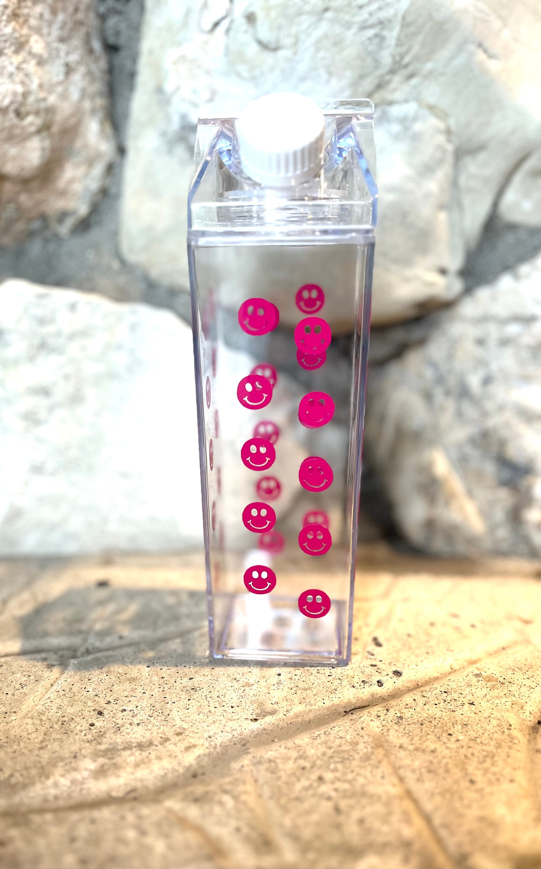 Smiley Face Water Bottle – Kanece's Kreations