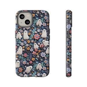 Coque de portable fleurs et fantômes effet argile éthérée | Coque pour portable florale fantômes effrayants | Halloween mignon | MagSafe | iPhone | Pixels | Samsung