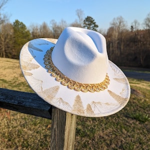Bridal Cowgirl Hat, Hand Burned Wide Brim Hat, Boho Bride Accessories, Bridal Shower Gift For Bride To Be, 50th Anniversary Gift For Wife