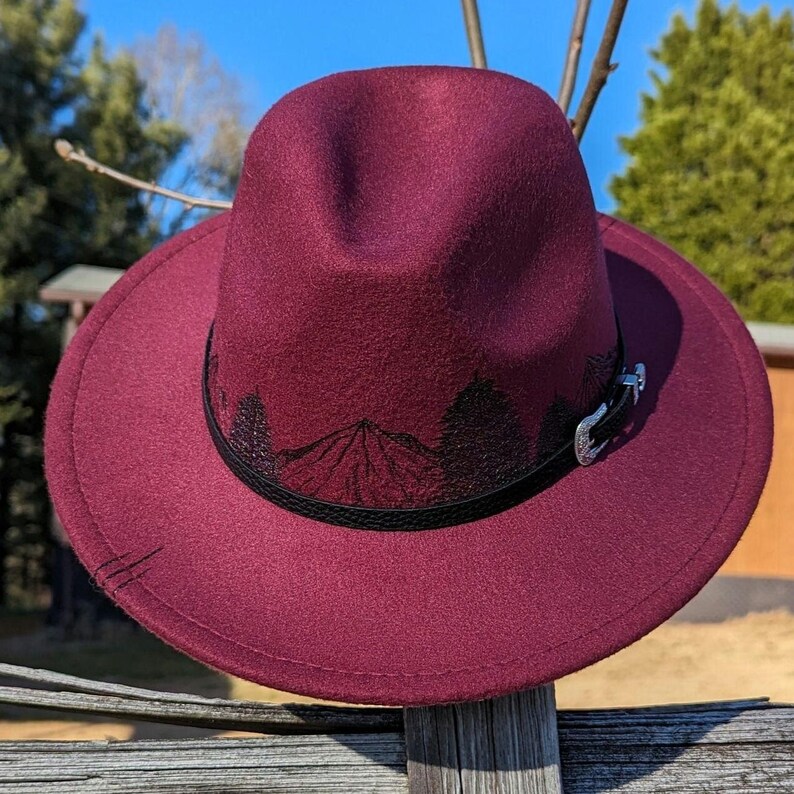 Chapeau brûlé montagne, fedora bordeaux, petit chapeau à bord, chapeau d'automne, mode nature, vêtements bohèmes occidentaux, accessoires de cow-girl, vêtements de randonnée image 14
