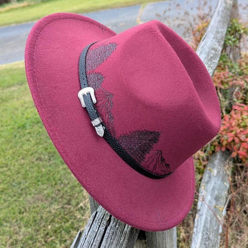 Chapeau brûlé montagne, fedora bordeaux, petit chapeau à bord, chapeau d'automne, mode nature, vêtements bohèmes occidentaux, accessoires de cow-girl, vêtements de randonnée image 6
