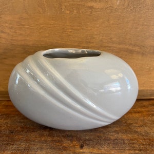 Fine Ceramic Pottery From United Made In USA Light Gray Planter