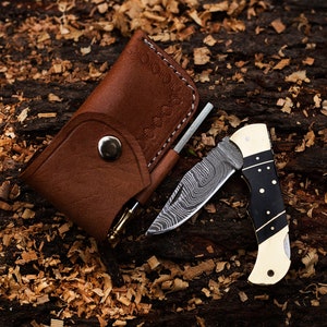 Personalized Handmade Damascus Pocket Folding Knife 6.5&quot;, Folding Knive, Groomsmen Gift, Gift for Men, Thanksgiving Gift, Christmas Gift USA