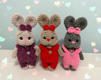 Muñeca de conejita de ganchillo, juguete de conejo de peluche hecho a mano (10 pulgadas)