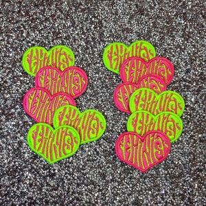 Patch brodé féministe | Écusson thermocollant | Coudre l&#39;écusson | Appliqué