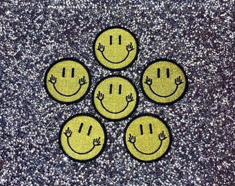 Smiley Embroidered Patch | Iron on Patch | Sew on Patch | Appliqué